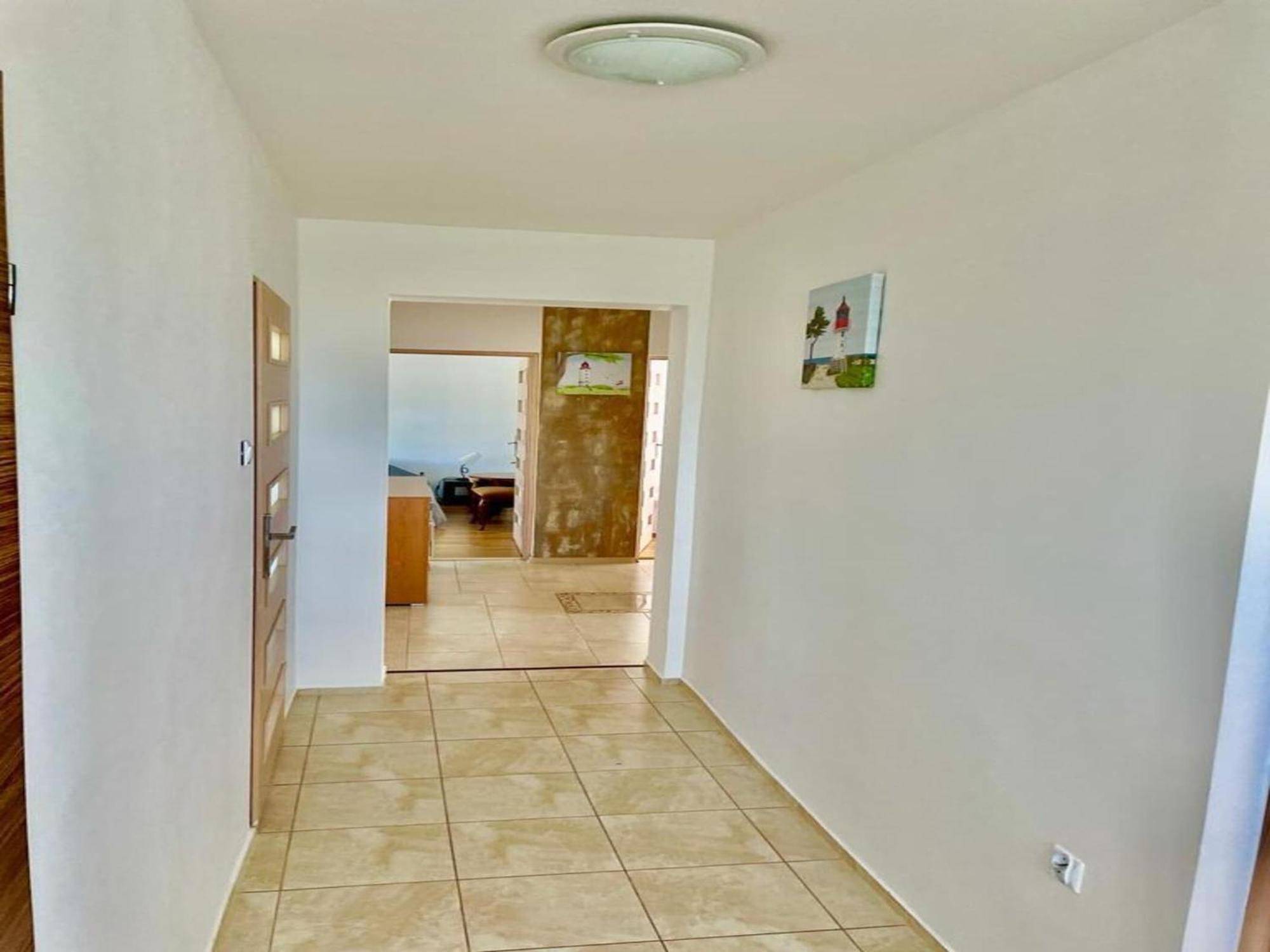 Gostyniec Holiday Spacious Modern Flat In Dabrowa מראה חיצוני תמונה