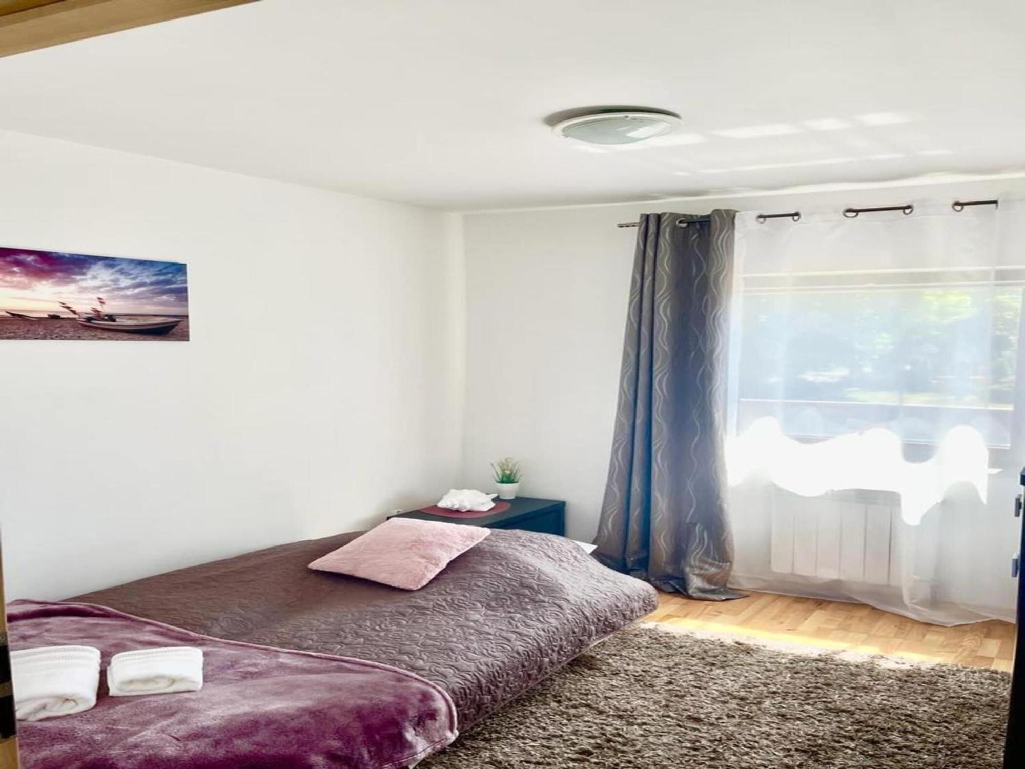 Gostyniec Holiday Spacious Modern Flat In Dabrowa מראה חיצוני תמונה