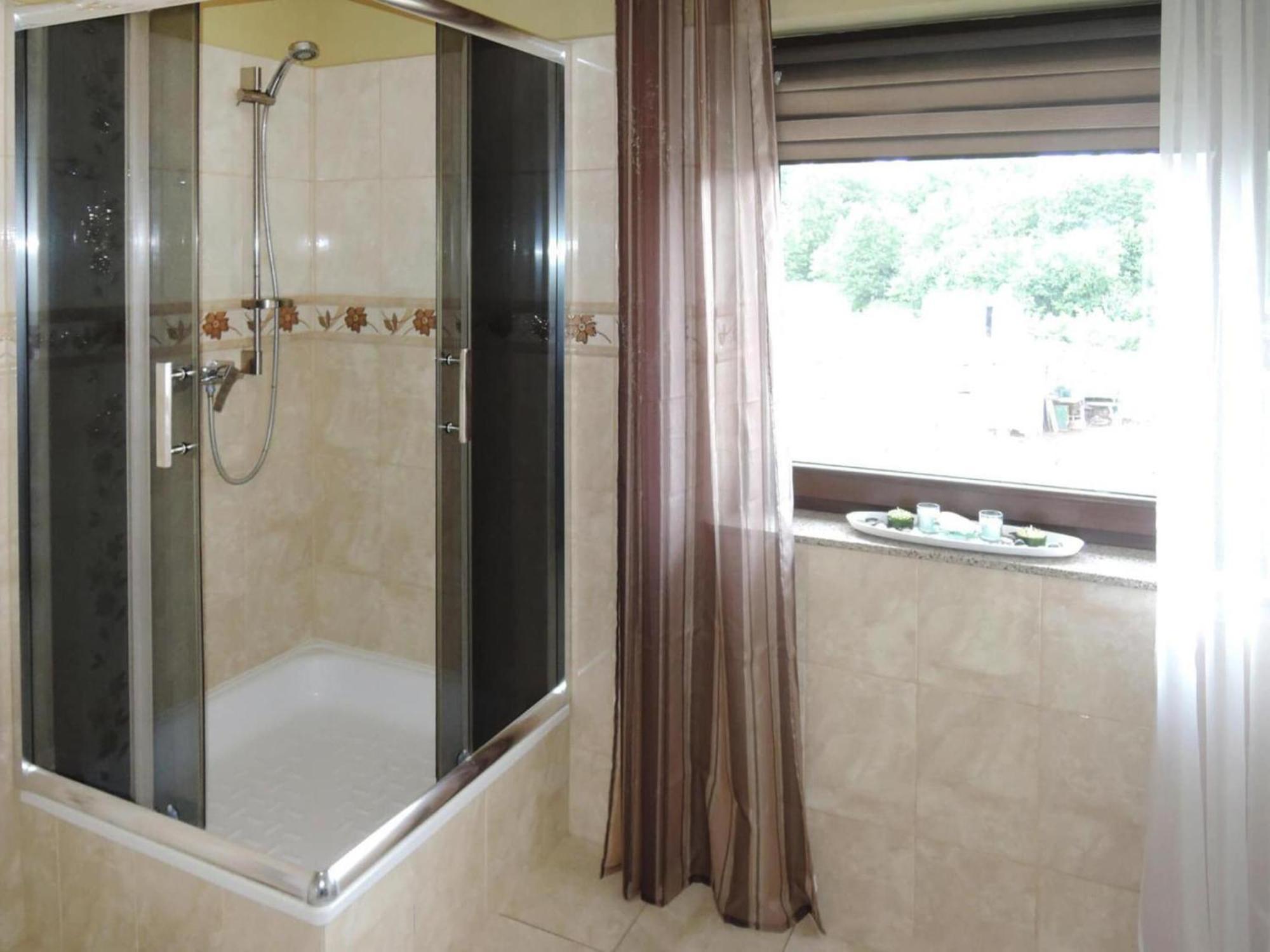 Gostyniec Holiday Spacious Modern Flat In Dabrowa מראה חיצוני תמונה
