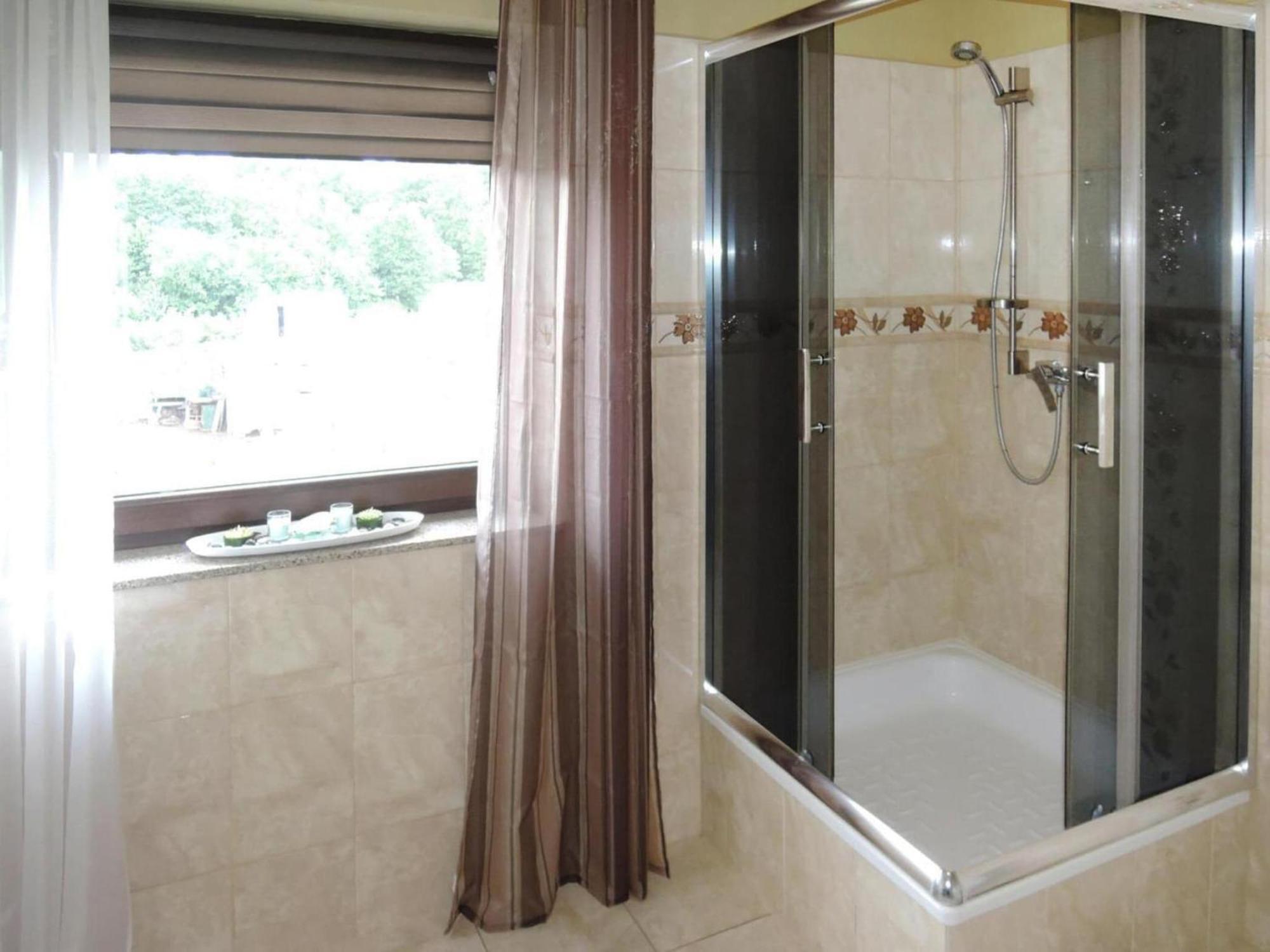 Gostyniec Holiday Spacious Modern Flat In Dabrowa מראה חיצוני תמונה